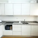 Apartment B87 - Windmill 2 Bed In