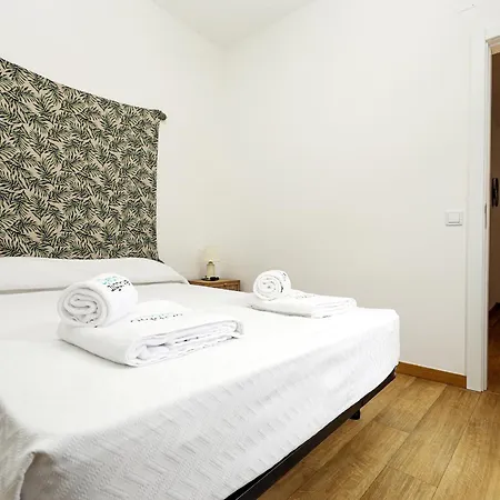 Apartment B87 - Windmill 2 Bed In *