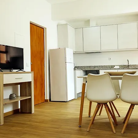 Apartment B87 - Windmill 2 Bed In