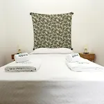 B87 - Windmill 2 Bed In דירה *