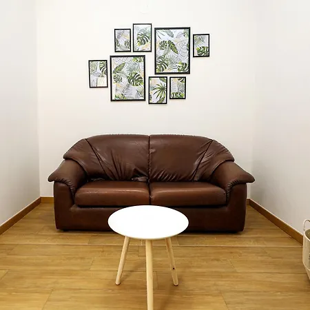 B87 - Windmill 2 Bed In