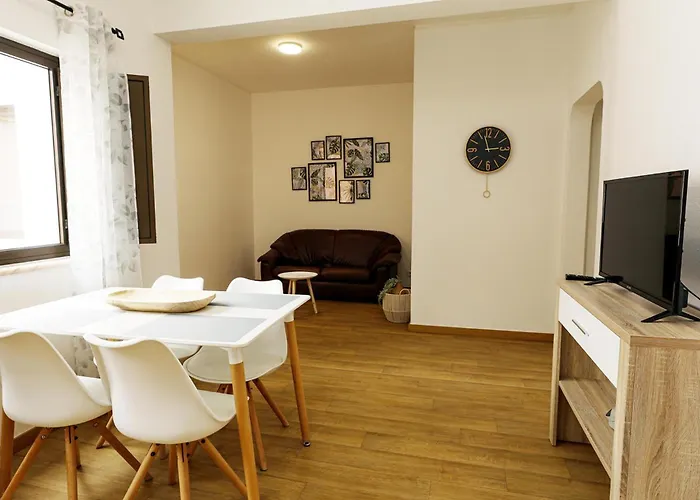 B87 - Windmill 2 Bed In * Odiáxere