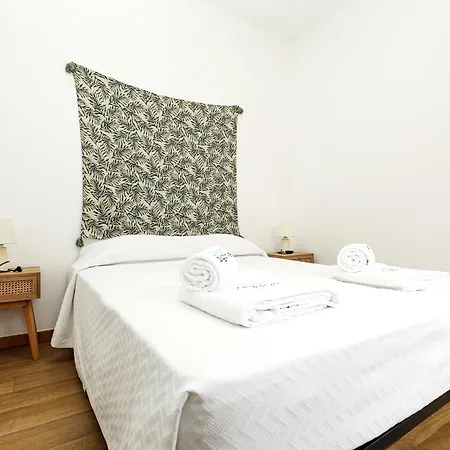B87 - Windmill 2 Bed In Apartament Odiáxere