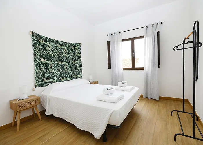 Apartamento B87 - Windmill 2 Bed In *