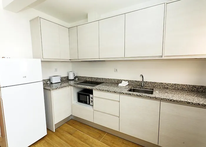 Apartamento B87 - Windmill 2 Bed In *